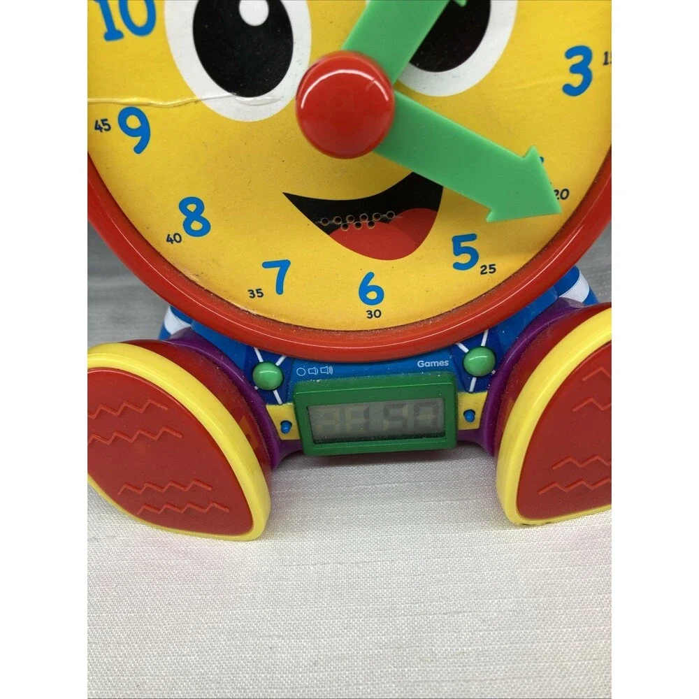 The Learning Journey - Telly Jr. Teaching Time Clock - Primary Color - Telling